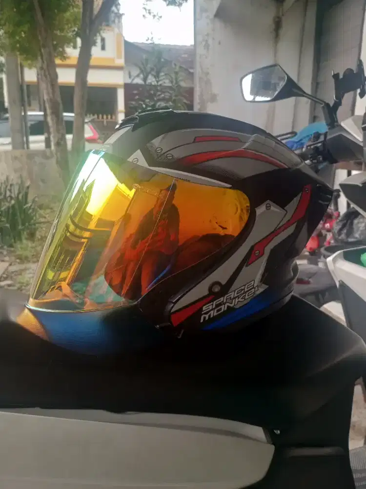 Helm Js space monkey di tambun selatan