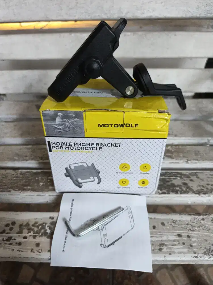 Holder HP Merk Motowolf untuk di spion motor