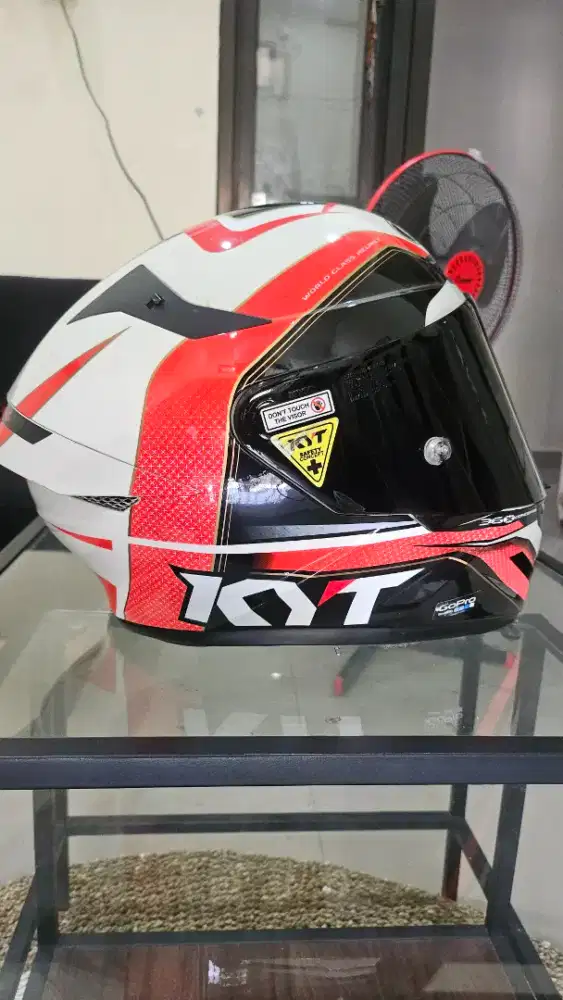 Helm fullface KYT TT Course Grandprix