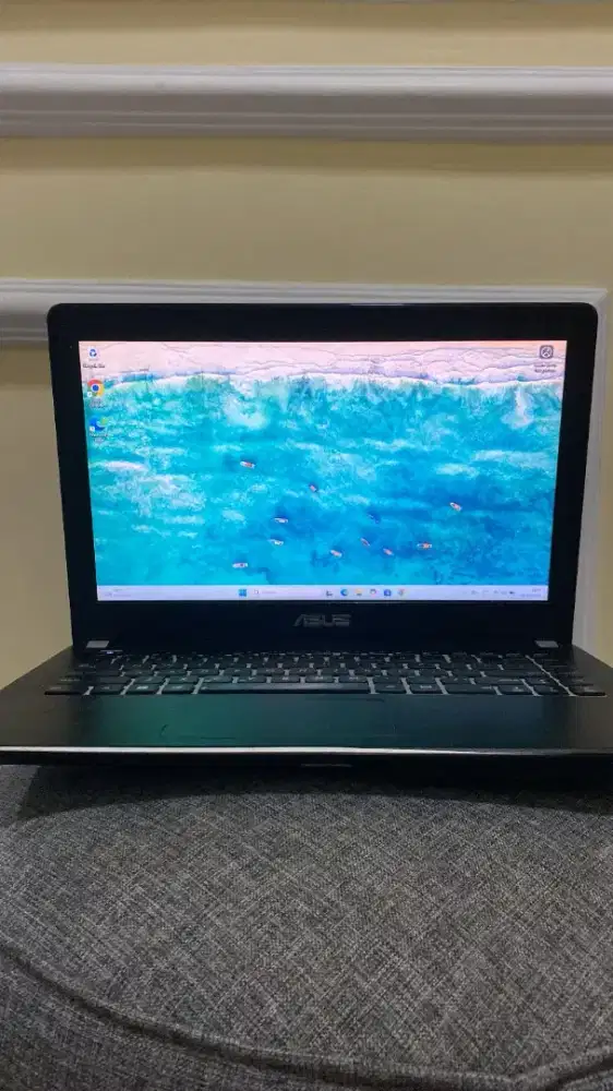 laptop asus like new