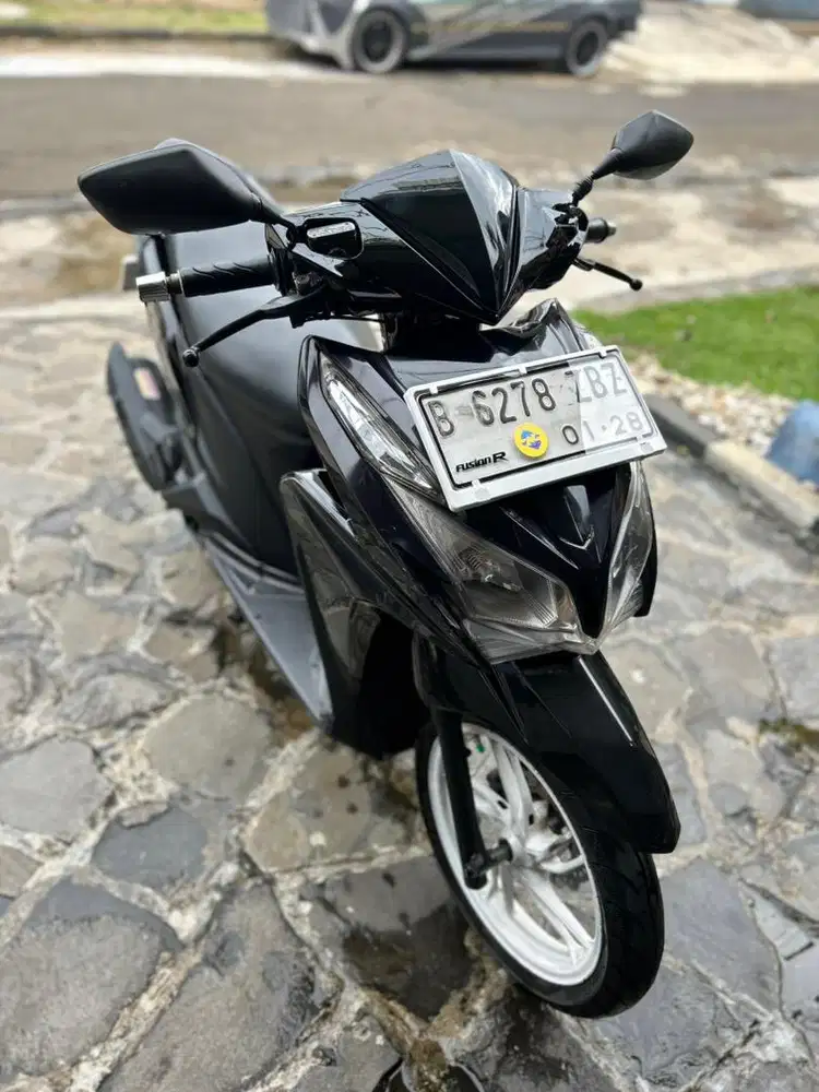 Dijual vario KZR 2013 mulus siap pakai