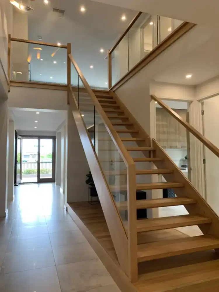 Reling Tanga pegangan kayu,kaca 10mm