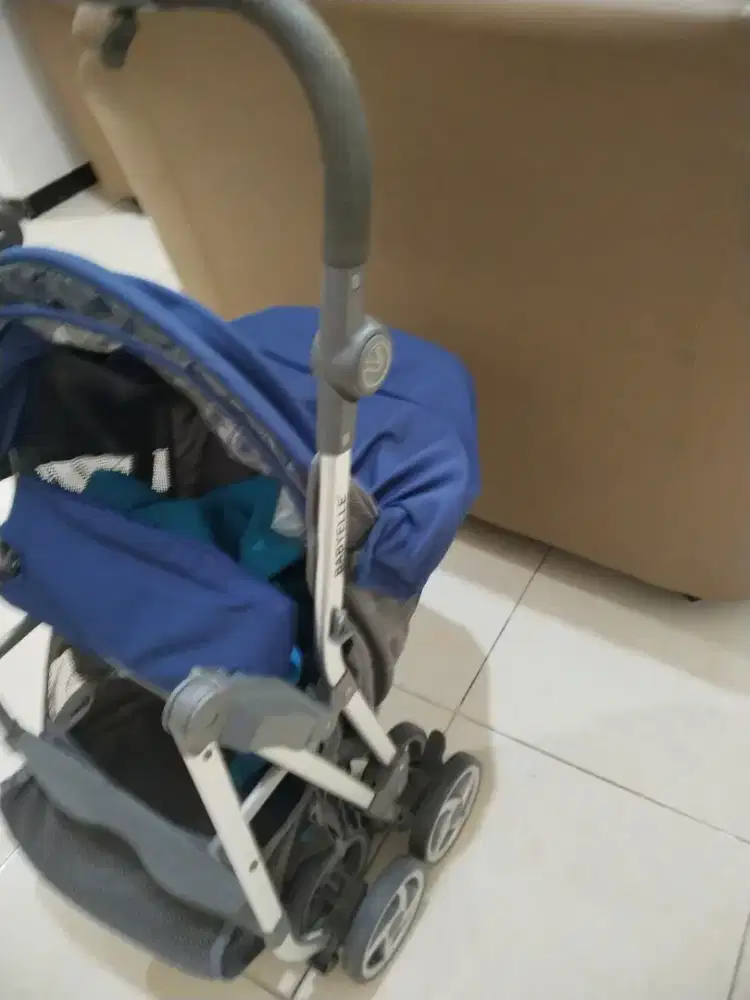 Stoler dengan box baby