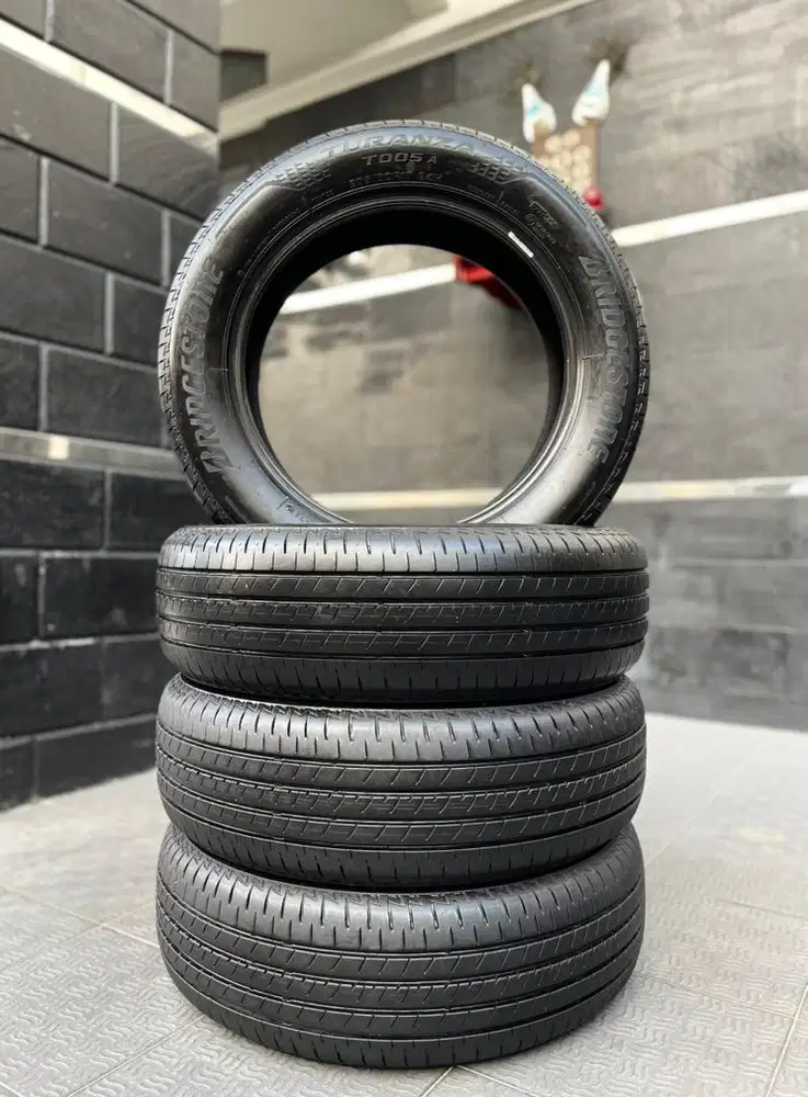 205 60 17 Bridgestone Turanza T005A R17 Raize Rocky BR-V Xpander Xenia