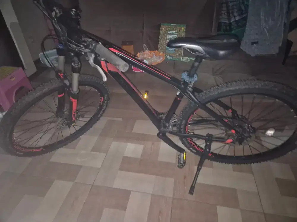 Sepeda Gunung Polygon Xtrada