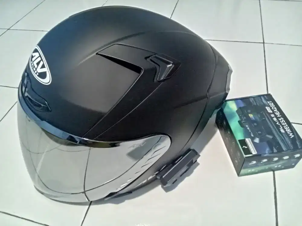 Helm Alv masih mulus Nego tipis