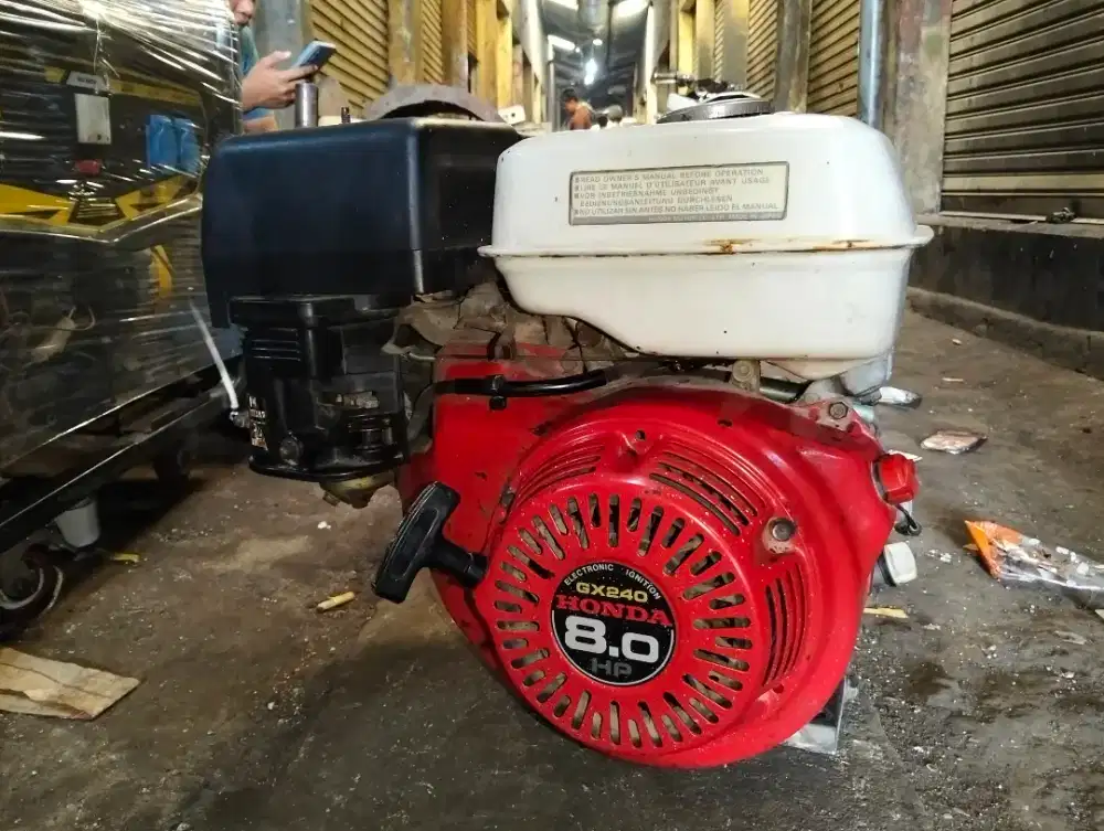 Mesin penggerak Honda GX 240