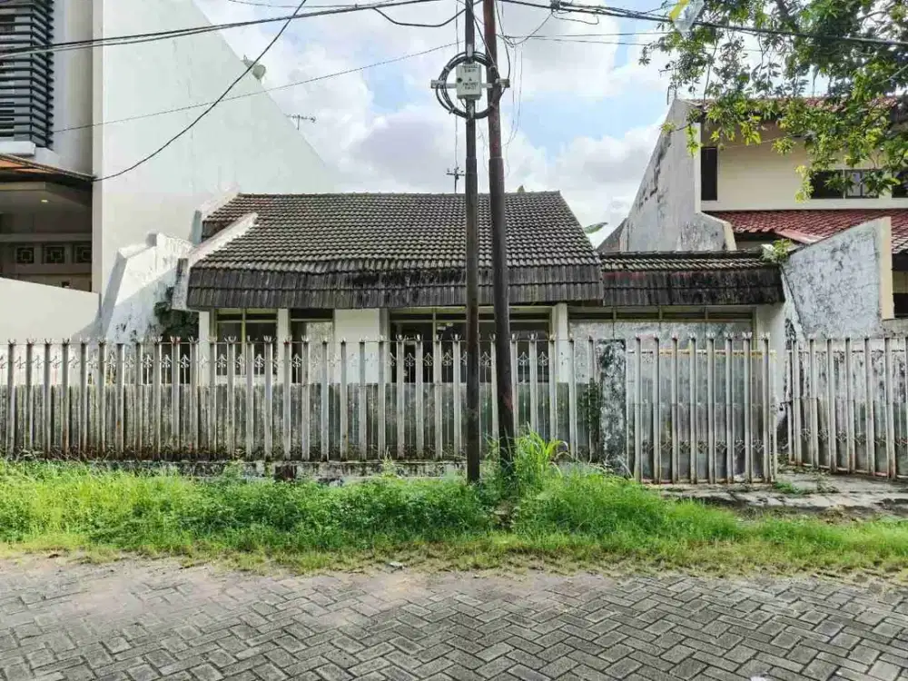 Jual Rumah Hitung Tanah Sidosermo Surabaya
Dekat Margorejo
