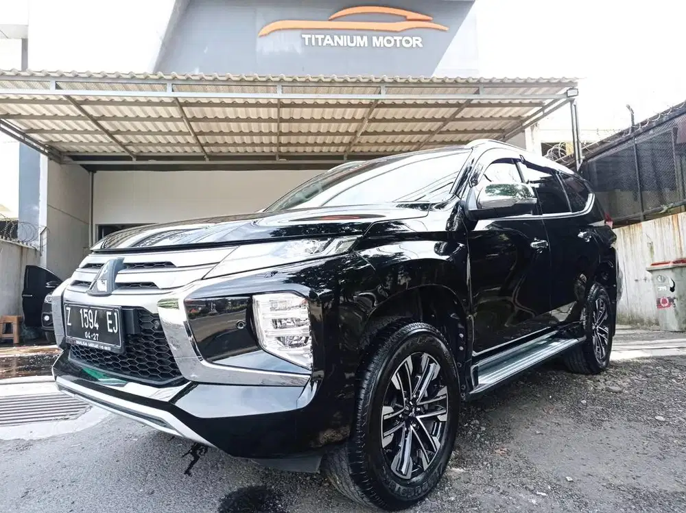 KM 14rb ANTIK Mitsubishi Pajero Dakar 2.4 Black 2022