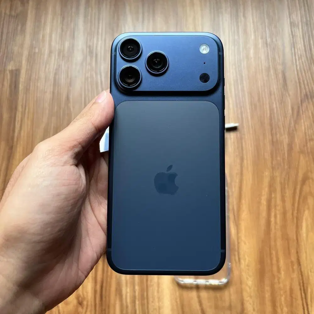 Jual iPhone 17 Pro Max 256 GB Deep Blue iBox Resmi