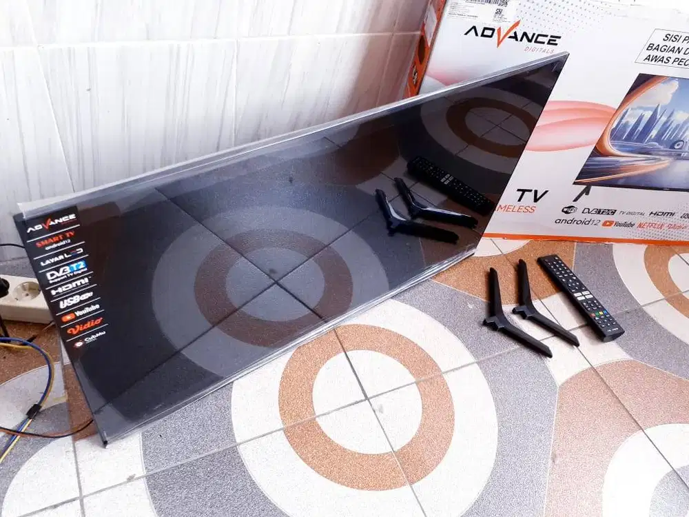 GARANSI 1BULAN TV SMART ADVANCE 32 IN DIGITAL NETFLIK YOUTUBE