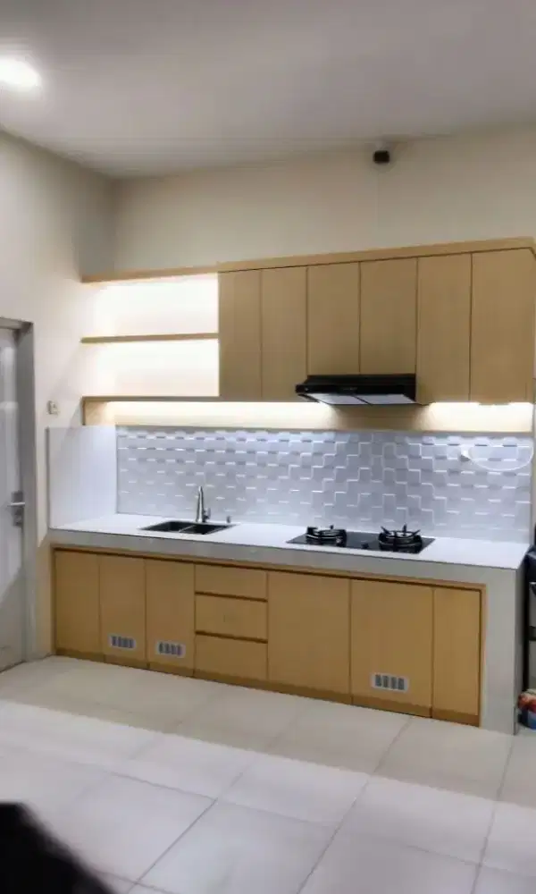 Jasa tukang bangunan,renovasi,cat dinding,plavon,listrik,partisi,bocor