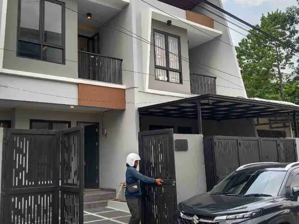 Rumah baru 2 lantai mewah murah dkt UNM Tamalate