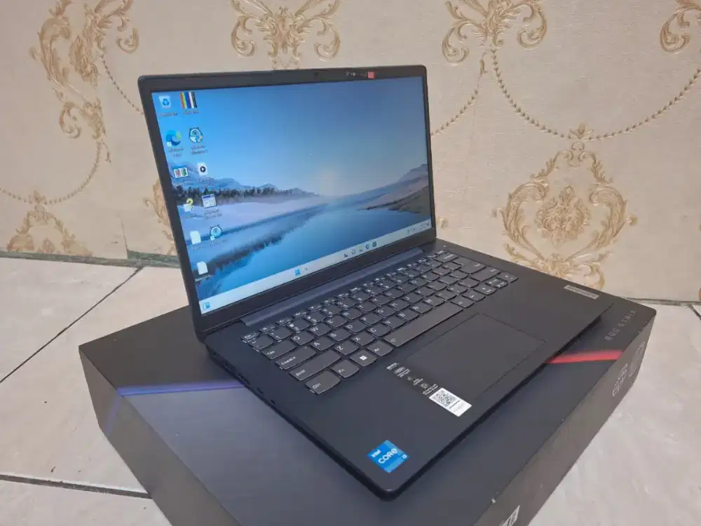 LAPTOP LENOVO IDEAPAD SLIM 3 PROCESSOR INTEL CORE I3 GEN-12 RAM 8GB