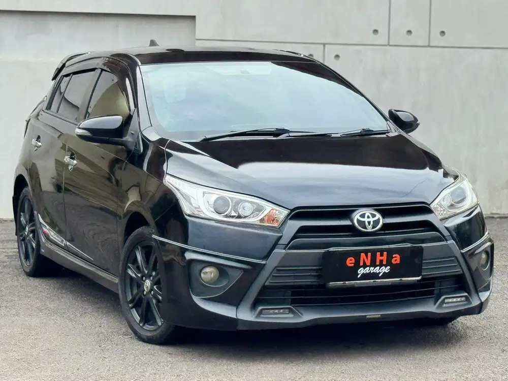 Toyota Yaris TRDs 1.5 A/T 2014.. eNHa garage Semarang..