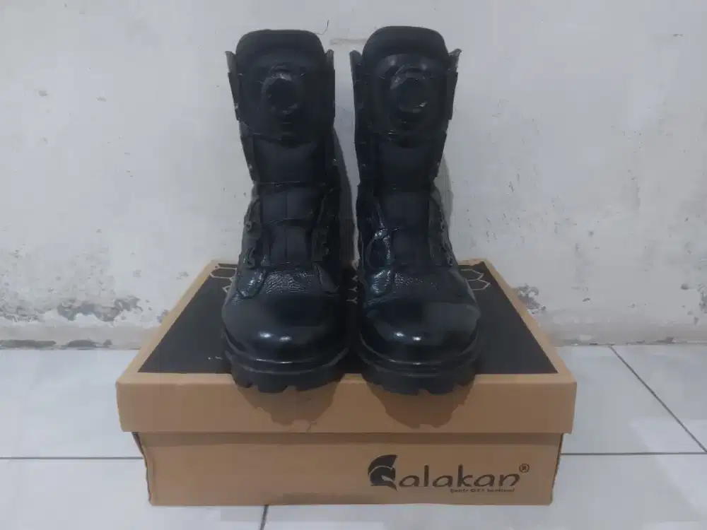 Jual sepatu Sepatu laras bekas