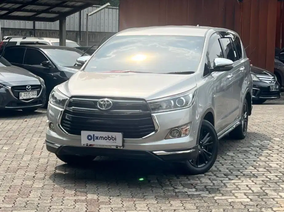 TERMURAH Toyota Kijang Innova 2.0 Venturer Bensin-AT 2017 3ML