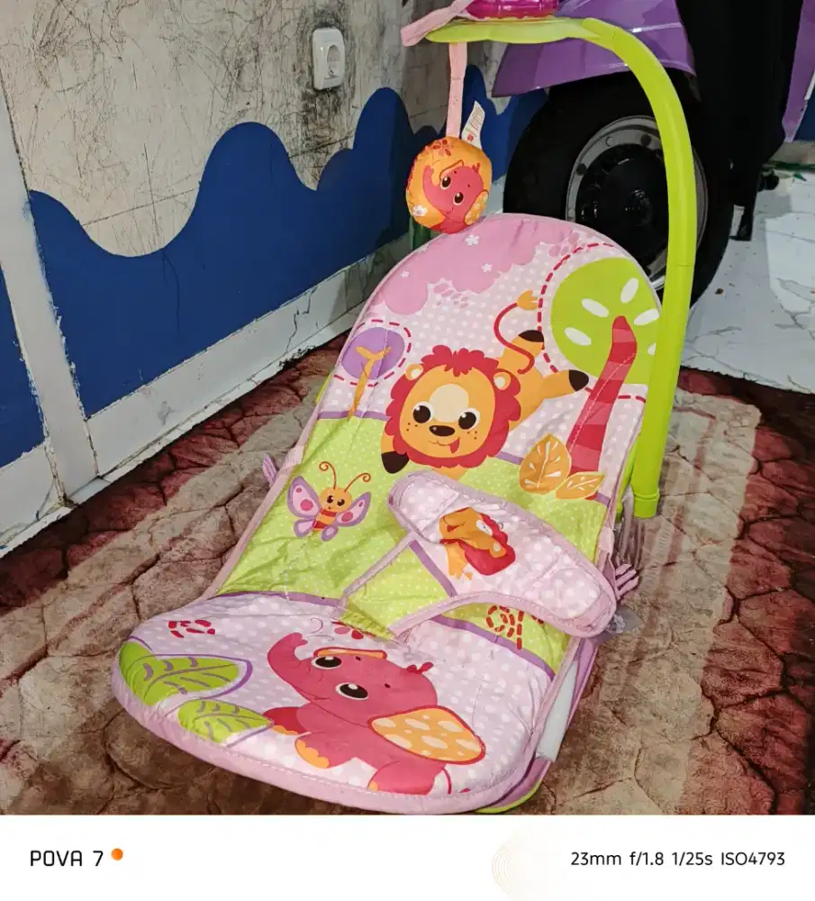 Kursi bayi bouncer