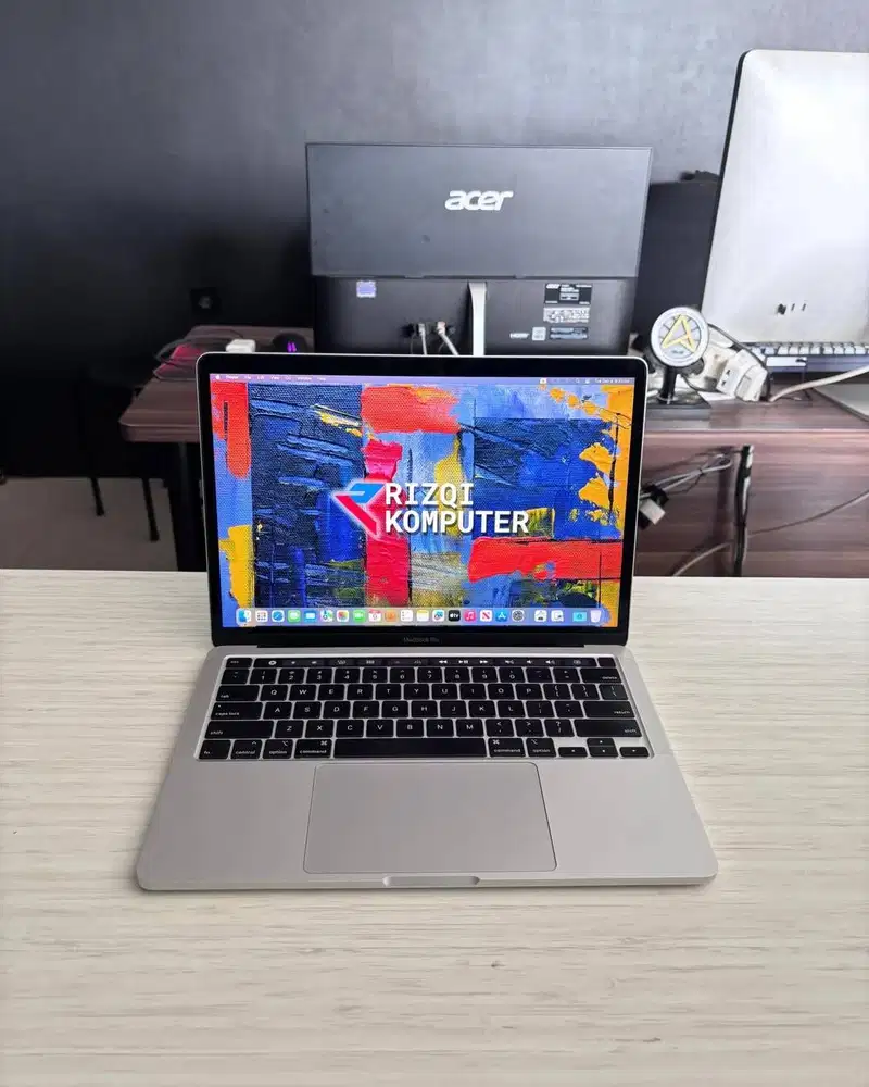 MacBook Pro i5 2020 Touchbar, Intel Core i5 Ram 16GB, SSD 256GB