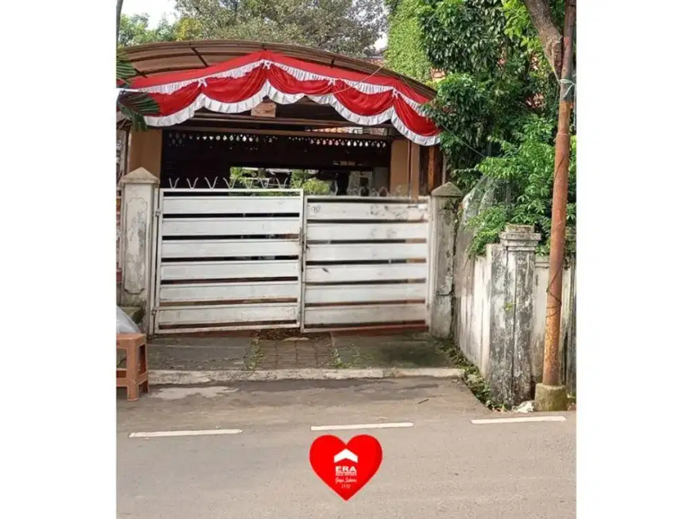 Rumah Asri di Jl Pinang Raya, Cilandak, Jakarta Selatan