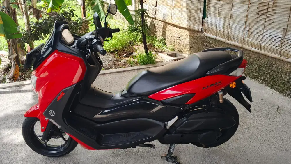 Nmax 2023 merah murah