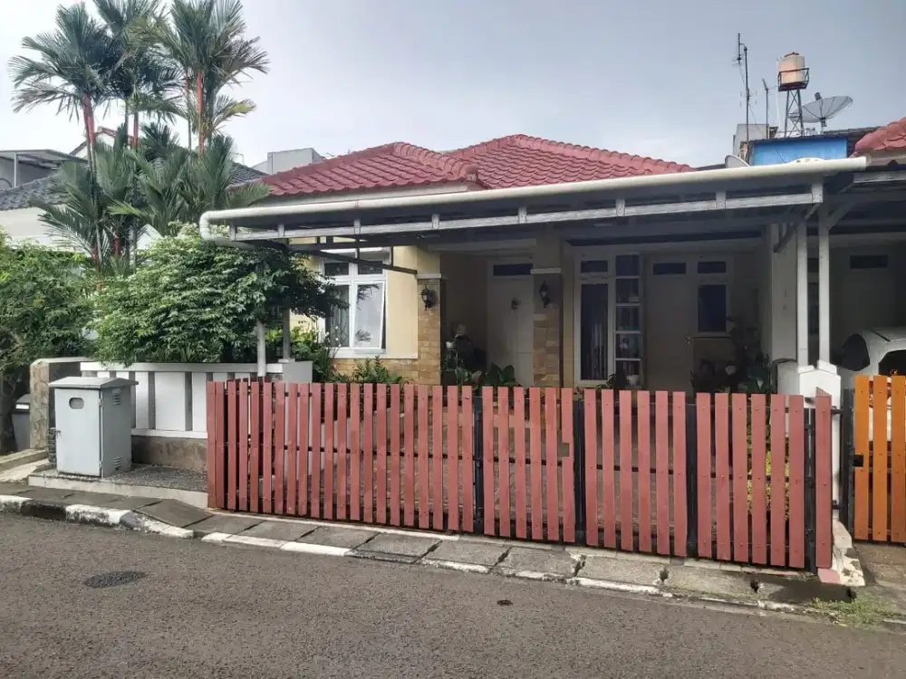 Rumah cantik siap huni di perumahan Sakura Regency Bekasi