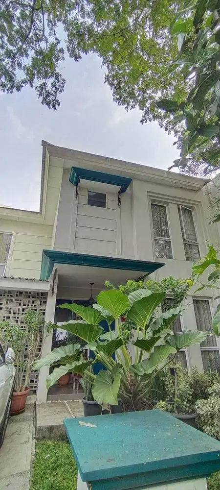 Dijual Rumah The Foresta BSD City Hadap Utara