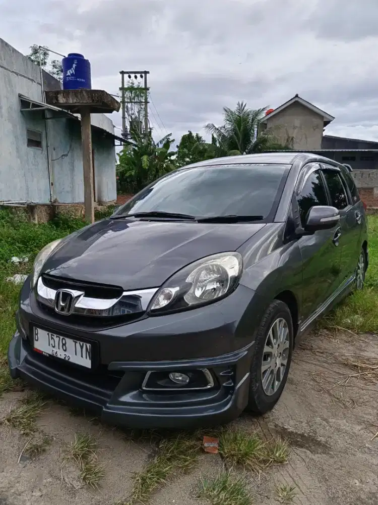 Honda mobilio tipe e automatic