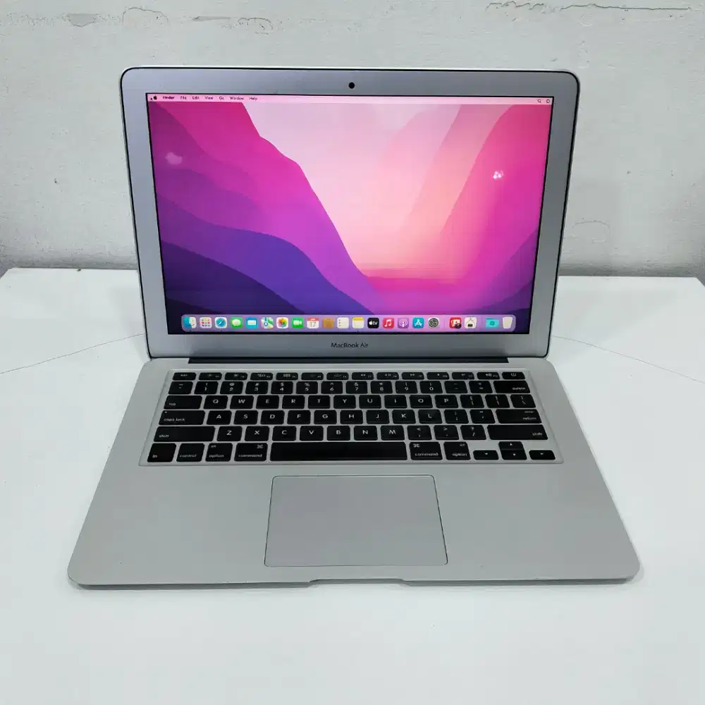 Macbook Air 13-inch 2015 Ci5 - 1.6GHz RAM 4GB SSD 128GB ( Second )
