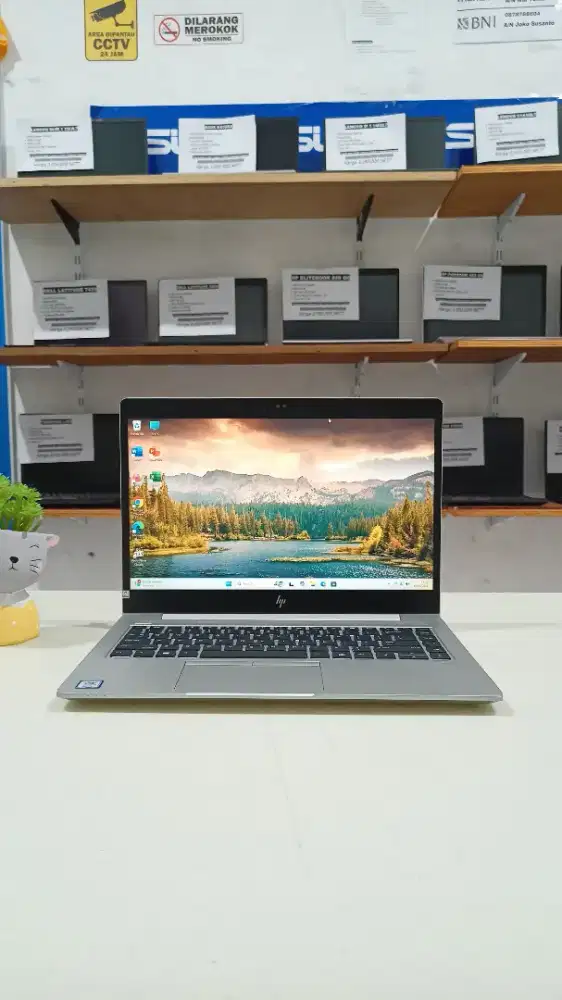 Laptop bekas Hp Elitebook 840 G5 Ram 8 GB, Intel Core i5-Gen8