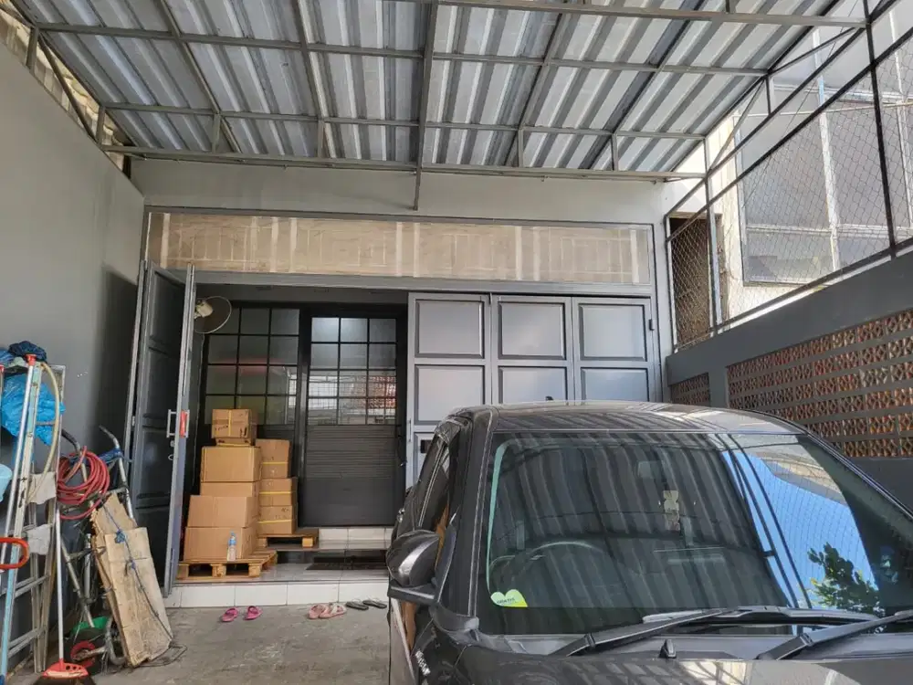 Ruko di Area Pejagalan, Lokasi Strategis, Bangunan Bagus Dan Siap Pakai, Harga Masih Bisa Nego