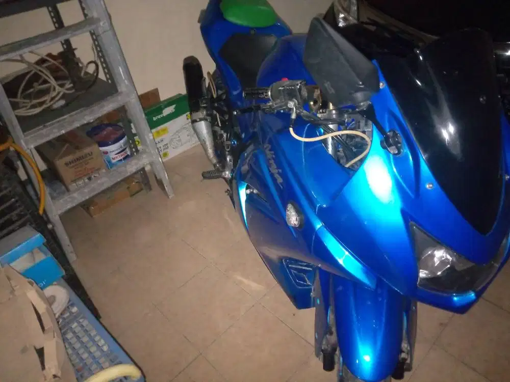 Kawasaki ninja 250 karbu th 2011