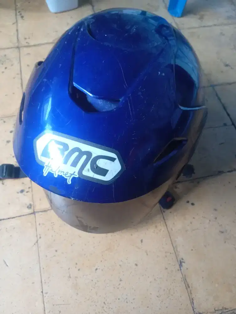 Helm masih bagus