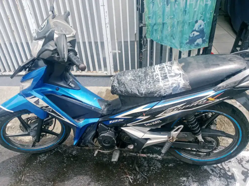 Supra X FI tahun 2014