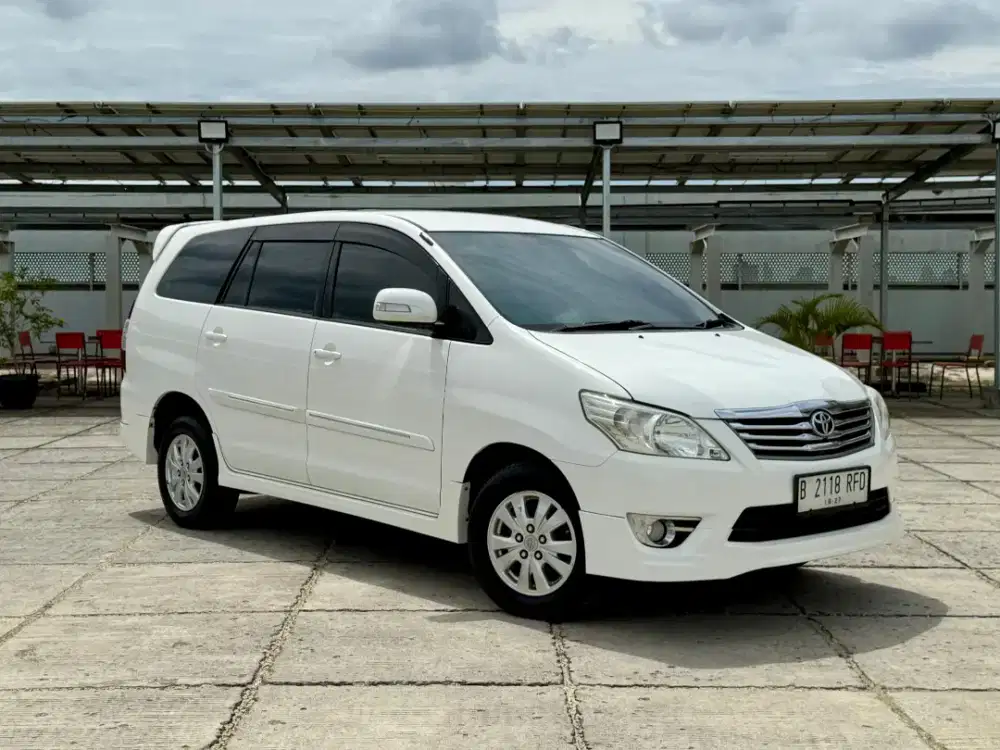 Toyota Innova G Luxury 2012