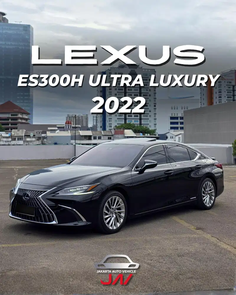 LEXUS ES300h 2022 / ULTRA LUXURY / LOW KM / MINT CONDITION