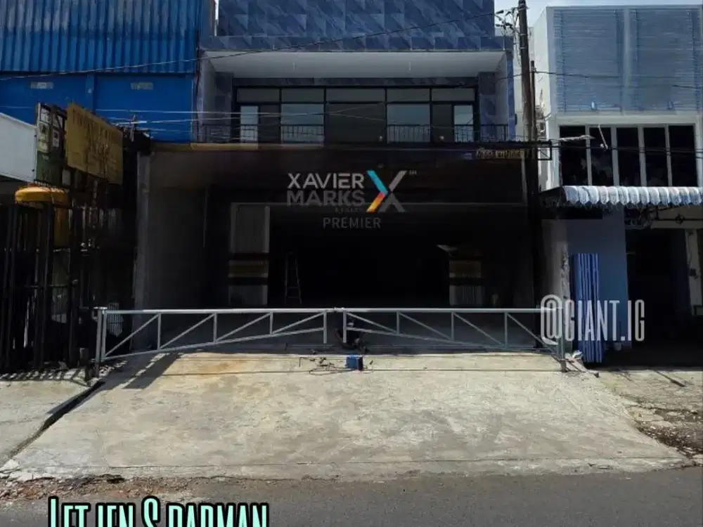 Ruko strategis poros jalan siap Usaha di Letjen S Parman Malang