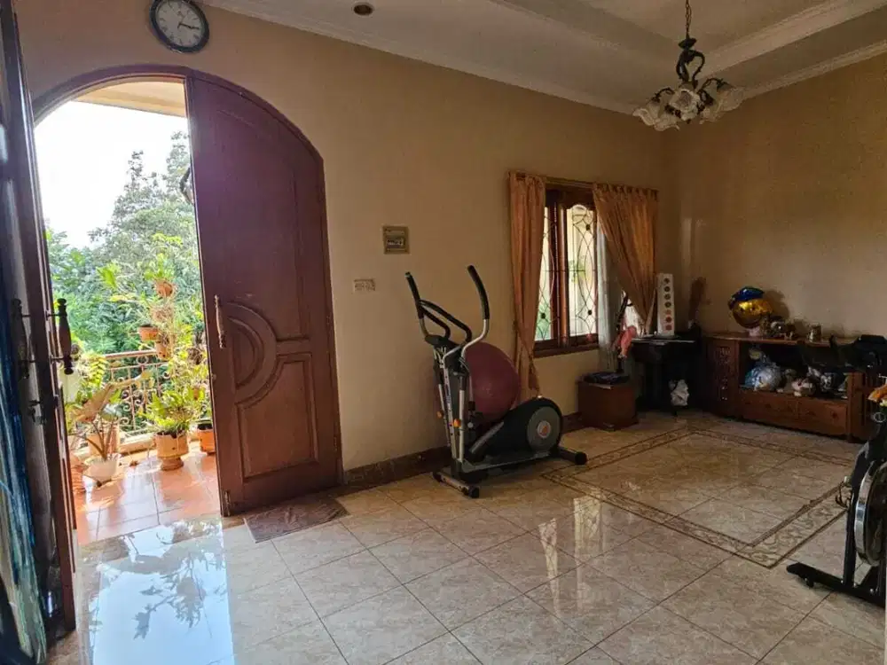 Ss3307- Dijual Cepat Rumah Rapih Siap Huni 9 x 15 di BCS Kelapa Gading