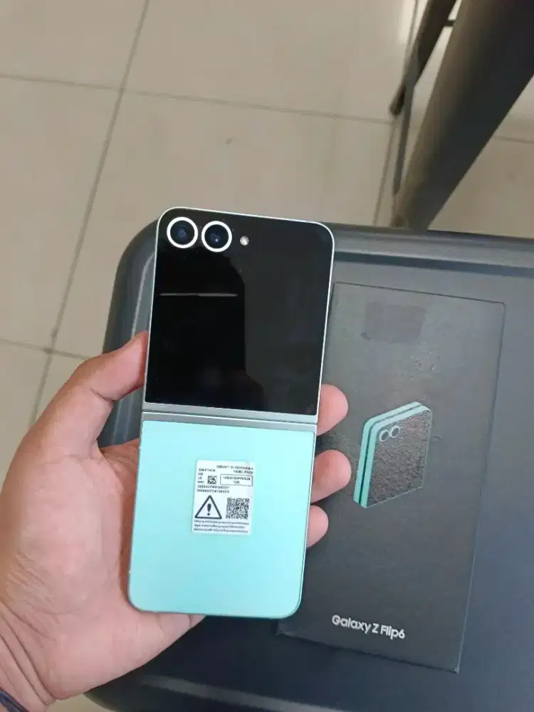 Samsung Z flip 6 12/256gb fullset second