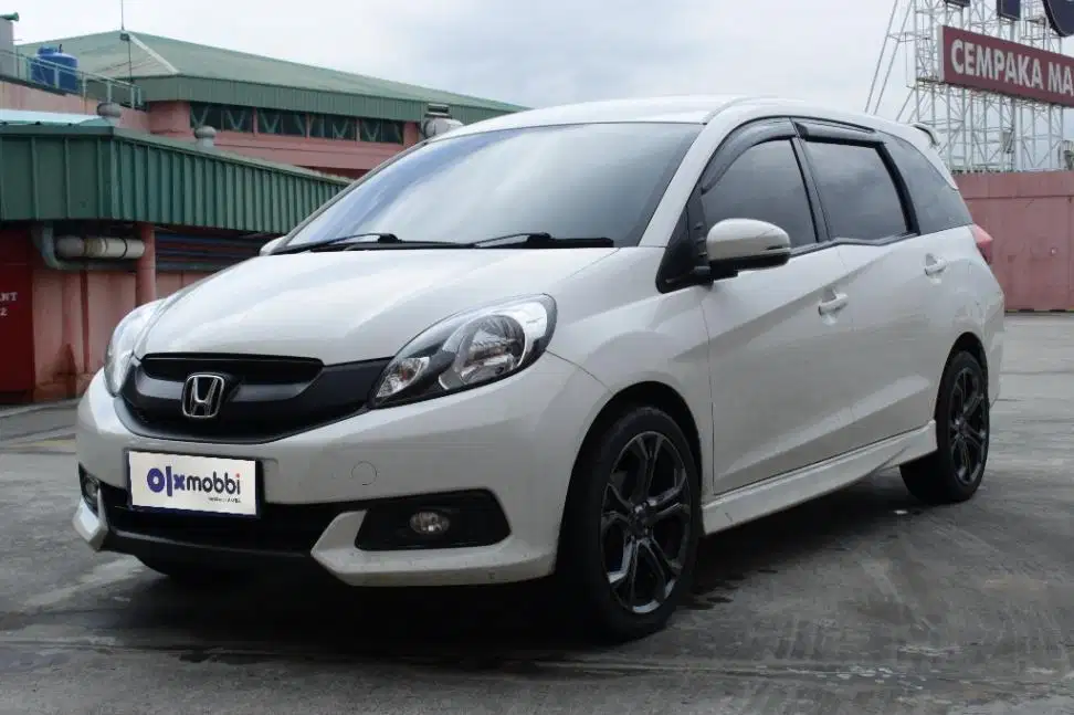 TDP 7,JT Honda Mobilio 1.5 E Bensin-AT Putih 2016
