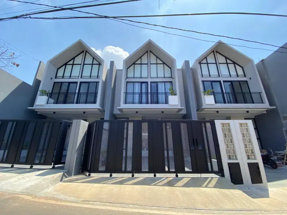 RUMAH BARU READY UNIT 2 LANTAI LOKASI DI KRAMAT JATI JAKARTA TIMUR