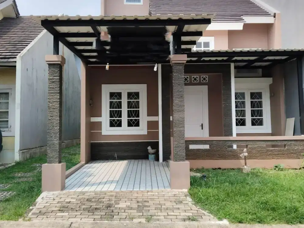 Dijual cepat rumah cantik siap huni di kota wisata cibubur akses Tol