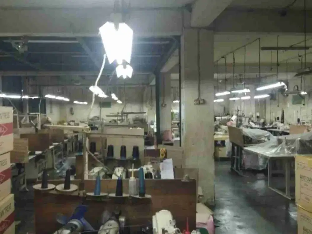 Dijual cepat Murah Gudang/pabrik siap.pakai di cilangkap,lokasi strategis container 40ft dkt tol