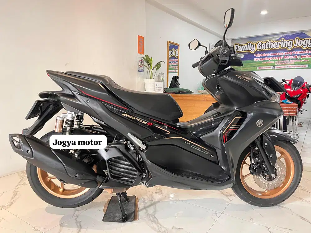 (B) Yamaha aerox connected abs 2024 cash credit
