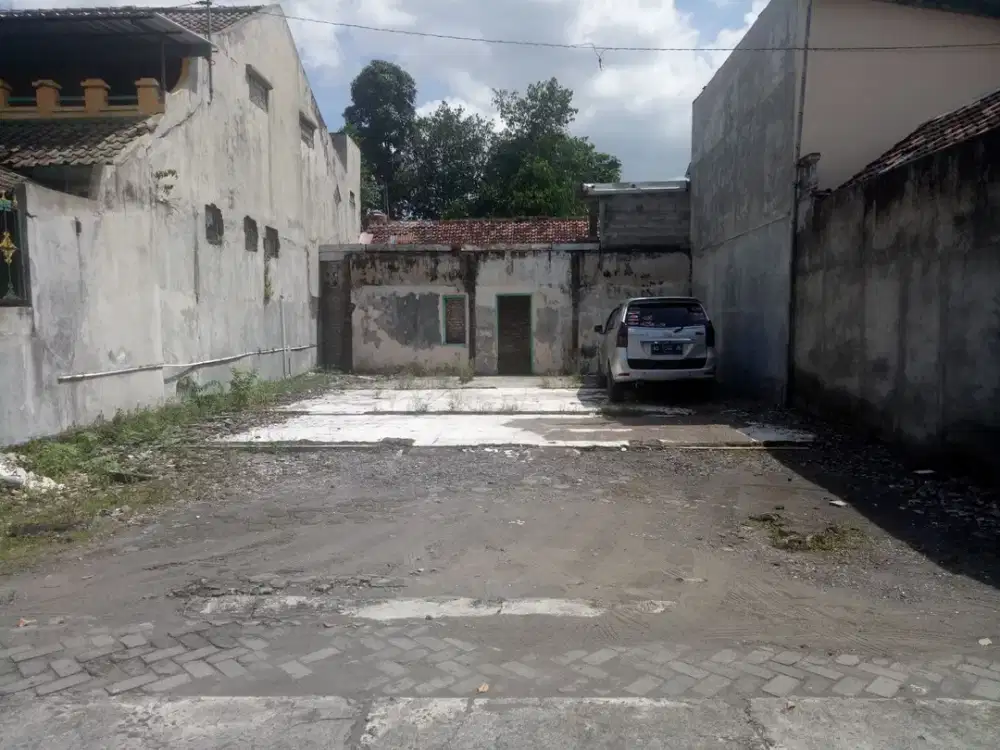 Kavling Di Tengah Perumahan Dekat Jalan Monjali Sleman