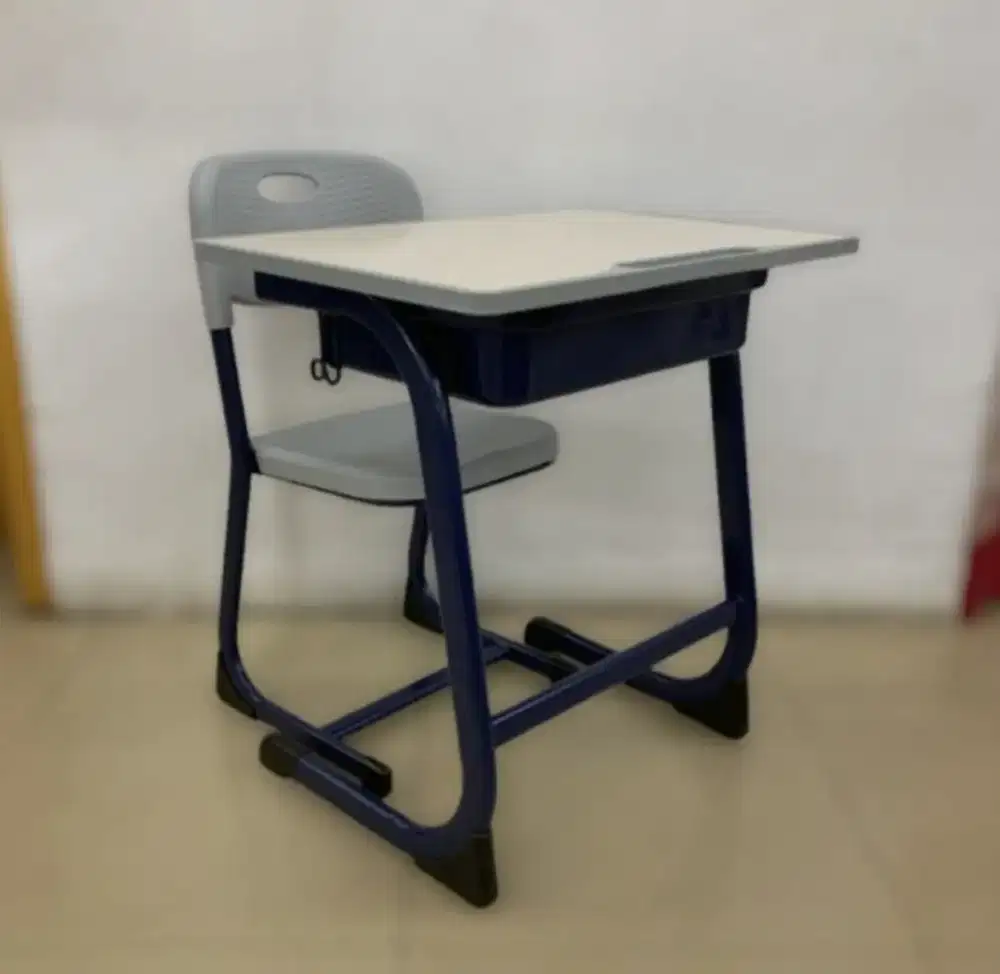 SET MEJA & KURSI SEKOLAH AURIC