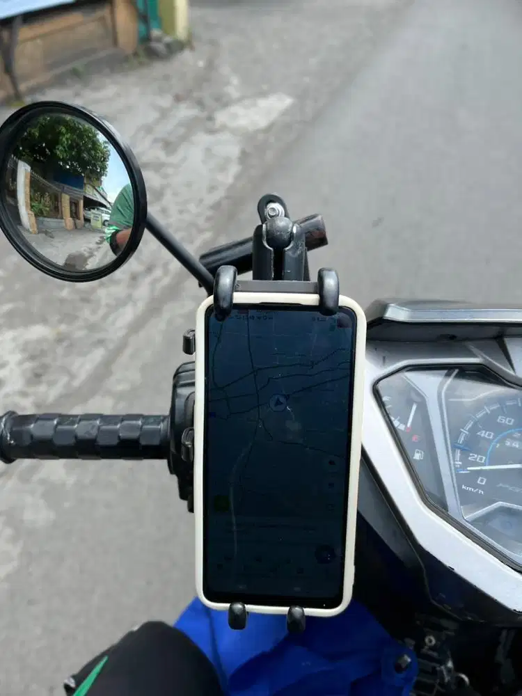 Z1 pro sehat batrai awet fast charging sepaket sama holder motowolf