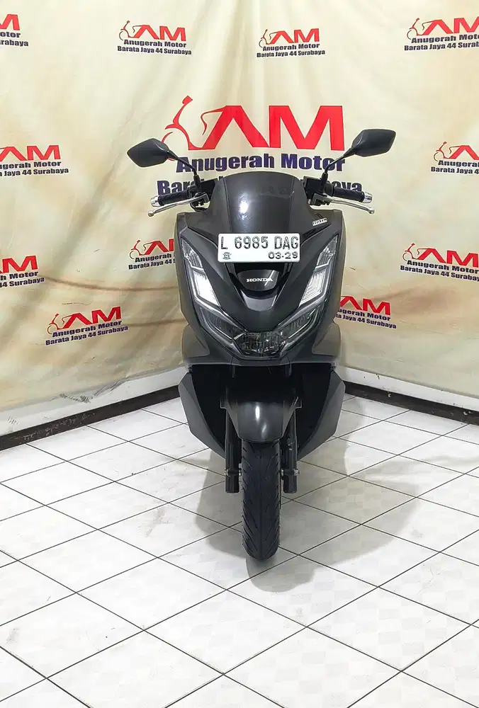 Honda PCX 160 Abs Tahun 2024 warna Hitam doff