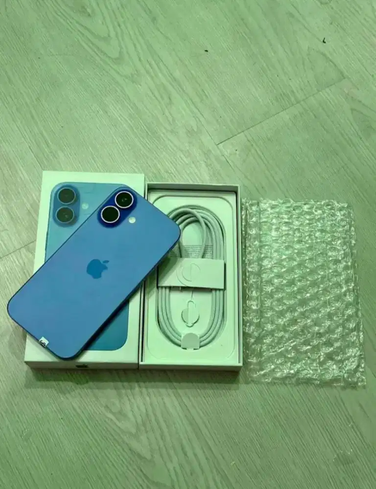 IPhone 16 128gb