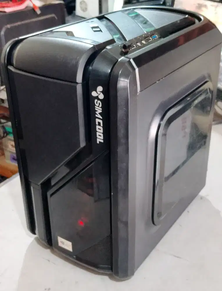 Komputer / PC Intel core i7 gen 4 VGA 2gb SSD 128gb ram 8gb windows 10